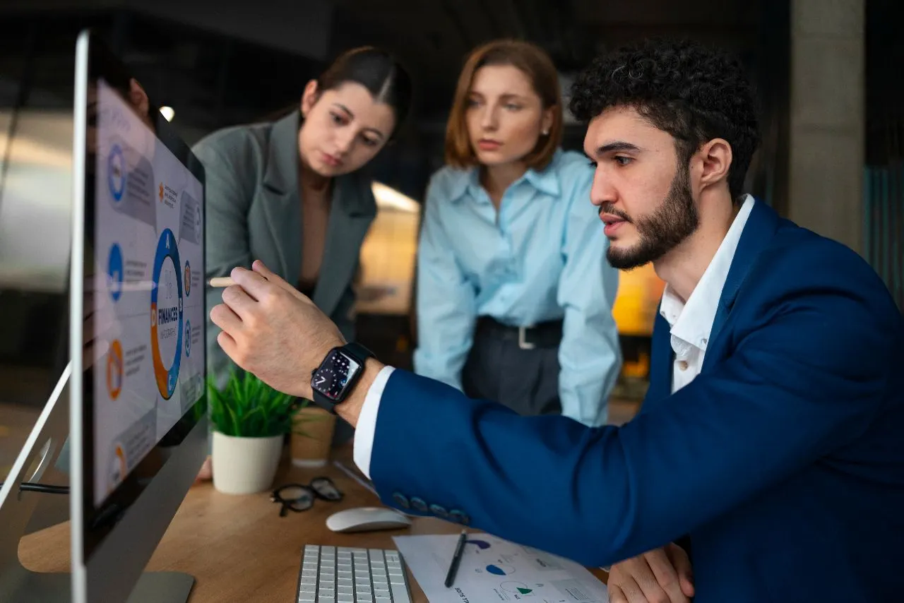 business people analyzing SEO